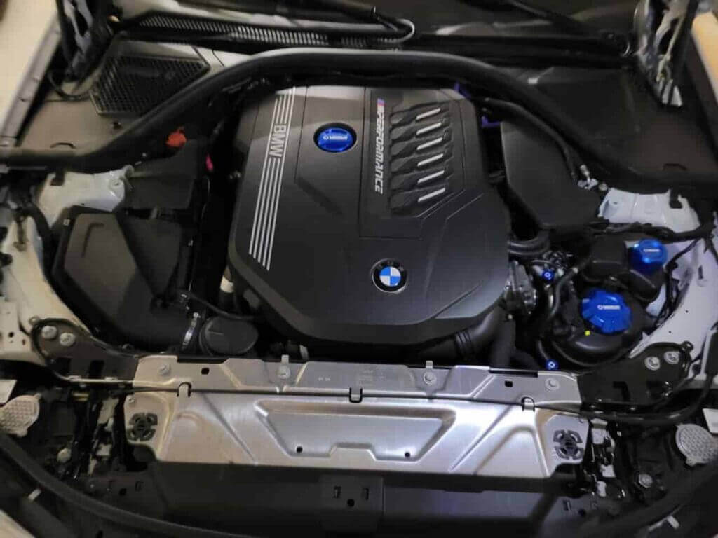 why are bmw oil changes so expensive